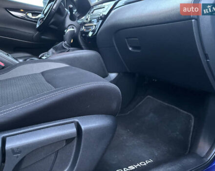 Синий Ниссан Кашкай, объемом двигателя 1.6 л и пробегом 186 тыс. км за 18790 $, фото 68 на Automoto.ua