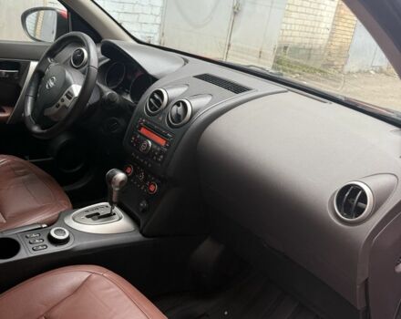 Оранжевый Ниссан Кашкай, объемом двигателя 2 л и пробегом 214 тыс. км за 7500 $, фото 4 на Automoto.ua