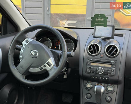 Помаранчевий Ніссан Кашкай, об'ємом двигуна 2 л та пробігом 308 тис. км за 8300 $, фото 42 на Automoto.ua