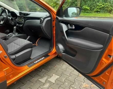 Оранжевый Ниссан Кашкай, объемом двигателя 2 л и пробегом 96 тыс. км за 14300 $, фото 15 на Automoto.ua