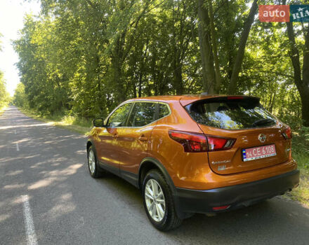 Оранжевый Ниссан Кашкай, объемом двигателя 2 л и пробегом 50 тыс. км за 16500 $, фото 7 на Automoto.ua