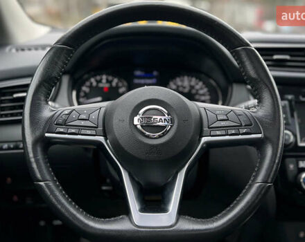 Оранжевый Ниссан Кашкай, объемом двигателя 2 л и пробегом 67 тыс. км за 17700 $, фото 10 на Automoto.ua