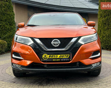Оранжевый Ниссан Кашкай, объемом двигателя 2 л и пробегом 67 тыс. км за 17700 $, фото 2 на Automoto.ua
