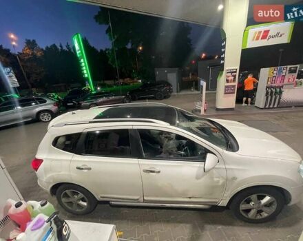 Білий Ніссан Кашкай 2, об'ємом двигуна 2 л та пробігом 274 тис. км за 7500 $, фото 6 на Automoto.ua