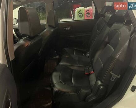 Білий Ніссан Кашкай 2, об'ємом двигуна 2 л та пробігом 274 тис. км за 7500 $, фото 9 на Automoto.ua