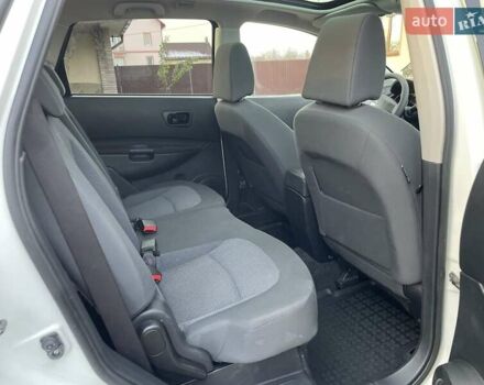 Белый Ниссан Кашкай 2, объемом двигателя 2 л и пробегом 252 тыс. км за 8950 $, фото 45 на Automoto.ua