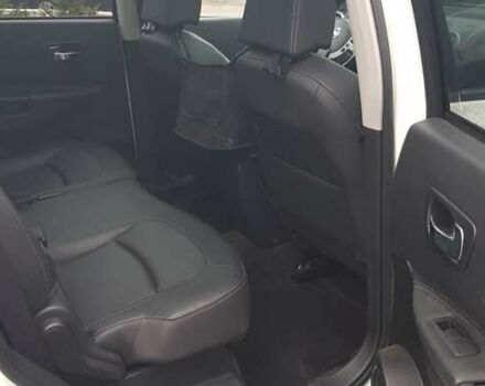 Белый Ниссан Кашкай 2, объемом двигателя 2 л и пробегом 240 тыс. км за 10500 $, фото 9 на Automoto.ua