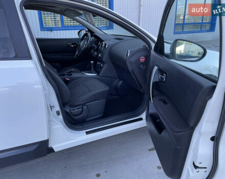 Ниссан Кашкай 2 2009 в Косове на Automoto.ua Белый Ниссан Кашкай 2, объемом двигателя 1.5 л и пробегом 236 тыс. км за 9300 $, фото 14 на Automoto.ua