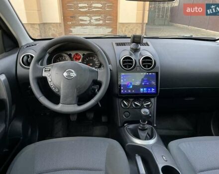 Белый Ниссан Кашкай 2, объемом двигателя 2 л и пробегом 252 тыс. км за 8950 $, фото 37 на Automoto.ua