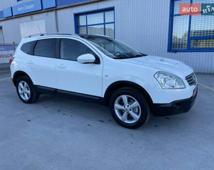 Белый Ниссан Кашкай 2, объемом двигателя 1.5 л и пробегом 237 тыс. км за 8999 $, фото 3 на Automoto.ua