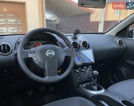 Белый Ниссан Кашкай 2, объемом двигателя 2 л и пробегом 252 тыс. км за 8950 $, фото 29 на Automoto.ua