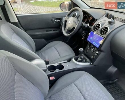 Белый Ниссан Кашкай 2, объемом двигателя 2 л и пробегом 252 тыс. км за 8950 $, фото 49 на Automoto.ua