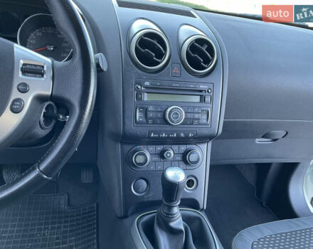 Ниссан Кашкай 2 2009 в Косове на Automoto.ua Белый Ниссан Кашкай 2, объемом двигателя 1.5 л и пробегом 236 тыс. км за 9300 $, фото 18 на Automoto.ua