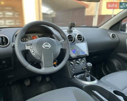 Белый Ниссан Кашкай 2, объемом двигателя 2 л и пробегом 252 тыс. км за 8950 $, фото 46 на Automoto.ua