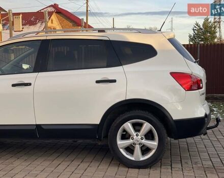 Белый Ниссан Кашкай 2, объемом двигателя 2 л и пробегом 252 тыс. км за 8950 $, фото 3 на Automoto.ua