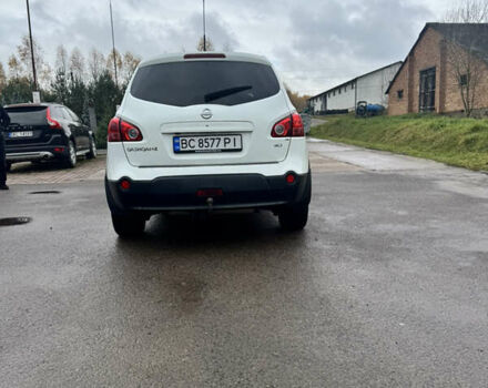 Белый Ниссан Кашкай 2, объемом двигателя 1.5 л и пробегом 181 тыс. км за 9100 $, фото 3 на Automoto.ua
