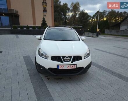 Белый Ниссан Кашкай 2, объемом двигателя 1.5 л и пробегом 298 тыс. км за 9800 $, фото 4 на Automoto.ua