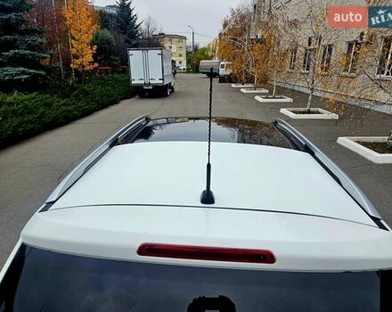 Білий Ніссан Кашкай 2, об'ємом двигуна 2 л та пробігом 187 тис. км за 10900 $, фото 16 на Automoto.ua