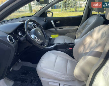 Ниссан Кашкай 2 2010 в Луцке на Automoto.ua Белый Ниссан Кашкай 2, объемом двигателя 1.5 л и пробегом 173 тыс. км за 11500 $, фото 28 на Automoto.ua