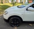 Белый Ниссан Кашкай 2, объемом двигателя 2 л и пробегом 240 тыс. км за 12750 $, фото 9 на Automoto.ua