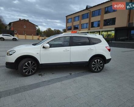 Белый Ниссан Кашкай 2, объемом двигателя 1.5 л и пробегом 298 тыс. км за 9800 $, фото 2 на Automoto.ua