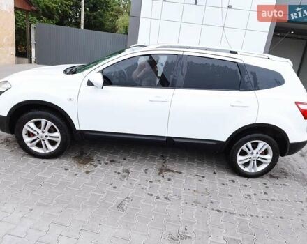 Белый Ниссан Кашкай 2, объемом двигателя 1.5 л и пробегом 213 тыс. км за 10500 $, фото 5 на Automoto.ua