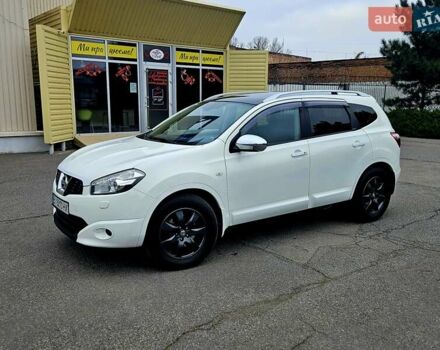 Білий Ніссан Кашкай 2, об'ємом двигуна 2 л та пробігом 187 тис. км за 10900 $, фото 3 на Automoto.ua