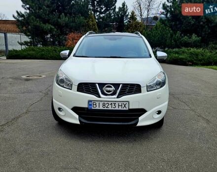 Білий Ніссан Кашкай 2, об'ємом двигуна 2 л та пробігом 187 тис. км за 10900 $, фото 4 на Automoto.ua