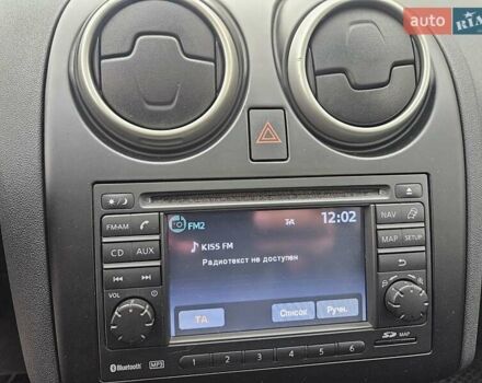 Білий Ніссан Кашкай 2, об'ємом двигуна 2 л та пробігом 187 тис. км за 10900 $, фото 93 на Automoto.ua