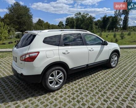 Білий Ніссан Кашкай 2, об'ємом двигуна 2 л та пробігом 243 тис. км за 10950 $, фото 11 на Automoto.ua