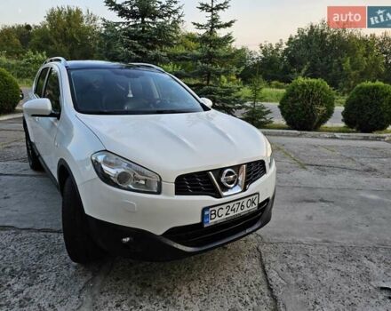 Белый Ниссан Кашкай 2, объемом двигателя 1.46 л и пробегом 266 тыс. км за 9800 $, фото 24 на Automoto.ua