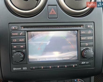 Белый Ниссан Кашкай 2, объемом двигателя 2 л и пробегом 187 тыс. км за 11300 $, фото 106 на Automoto.ua