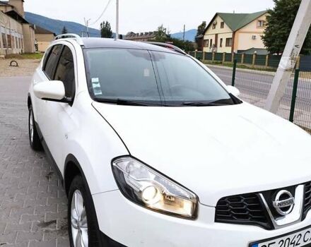 Белый Ниссан Кашкай 2, объемом двигателя 1.5 л и пробегом 213 тыс. км за 10500 $, фото 3 на Automoto.ua