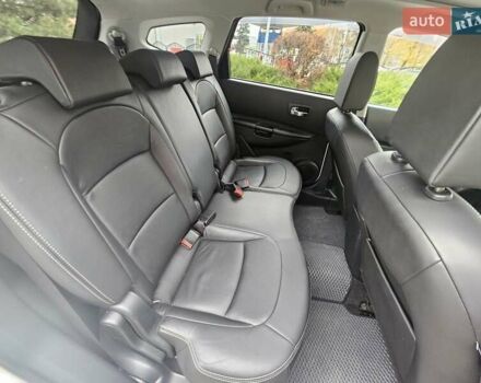 Білий Ніссан Кашкай 2, об'ємом двигуна 2 л та пробігом 187 тис. км за 10900 $, фото 53 на Automoto.ua