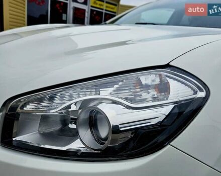 Білий Ніссан Кашкай 2, об'ємом двигуна 2 л та пробігом 187 тис. км за 10900 $, фото 27 на Automoto.ua