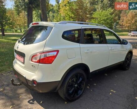 Белый Ниссан Кашкай 2, объемом двигателя 2 л и пробегом 240 тыс. км за 12750 $, фото 14 на Automoto.ua