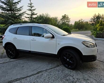 Белый Ниссан Кашкай 2, объемом двигателя 1.46 л и пробегом 266 тыс. км за 9800 $, фото 19 на Automoto.ua