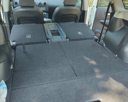 Белый Ниссан Кашкай 2, объемом двигателя 2 л и пробегом 240 тыс. км за 12750 $, фото 60 на Automoto.ua