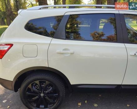 Белый Ниссан Кашкай 2, объемом двигателя 2 л и пробегом 240 тыс. км за 12750 $, фото 30 на Automoto.ua