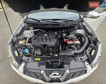 Білий Ніссан Кашкай 2, об'ємом двигуна 2 л та пробігом 187 тис. км за 10900 $, фото 94 на Automoto.ua