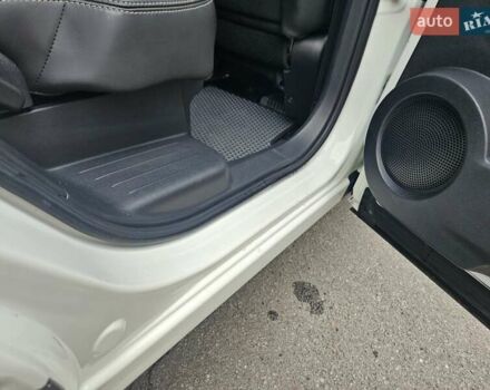 Білий Ніссан Кашкай 2, об'ємом двигуна 2 л та пробігом 187 тис. км за 10900 $, фото 50 на Automoto.ua