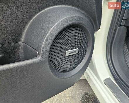 Білий Ніссан Кашкай 2, об'ємом двигуна 2 л та пробігом 187 тис. км за 10900 $, фото 77 на Automoto.ua