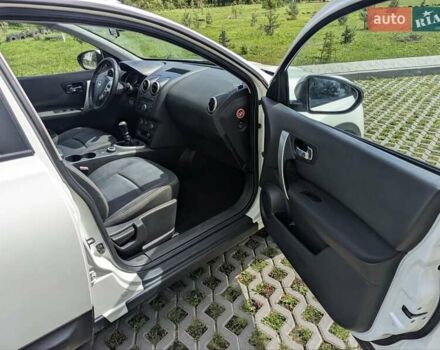 Білий Ніссан Кашкай 2, об'ємом двигуна 2 л та пробігом 243 тис. км за 10950 $, фото 18 на Automoto.ua