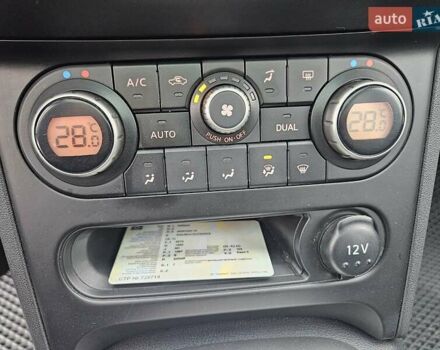 Білий Ніссан Кашкай 2, об'ємом двигуна 2 л та пробігом 187 тис. км за 10900 $, фото 92 на Automoto.ua