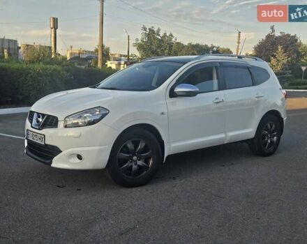 Белый Ниссан Кашкай 2, объемом двигателя 2 л и пробегом 187 тыс. км за 11300 $, фото 2 на Automoto.ua
