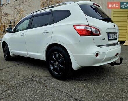 Білий Ніссан Кашкай 2, об'ємом двигуна 2 л та пробігом 187 тис. км за 10900 $, фото 21 на Automoto.ua