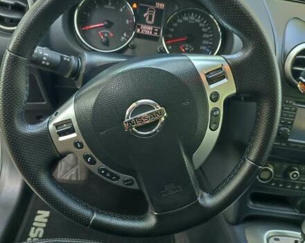 Белый Ниссан Кашкай 2, объемом двигателя 2 л и пробегом 240 тыс. км за 12750 $, фото 40 на Automoto.ua