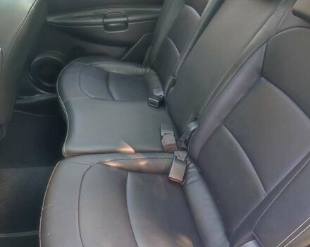 Белый Ниссан Кашкай 2, объемом двигателя 2 л и пробегом 240 тыс. км за 12750 $, фото 45 на Automoto.ua