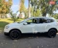 Белый Ниссан Кашкай 2, объемом двигателя 2 л и пробегом 240 тыс. км за 12750 $, фото 2 на Automoto.ua
