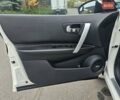 Білий Ніссан Кашкай 2, об'ємом двигуна 2 л та пробігом 187 тис. км за 10900 $, фото 76 на Automoto.ua